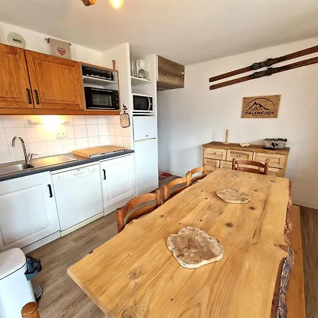 4 Pieces, 8 Pers, Proche Piste, Valfrejus - Fr-1-265-328 Apartment Modane