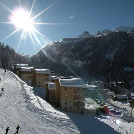 4 Pieces, 8 Pers, Proche Piste, Valfrejus - Fr-1-265-328 Apartment